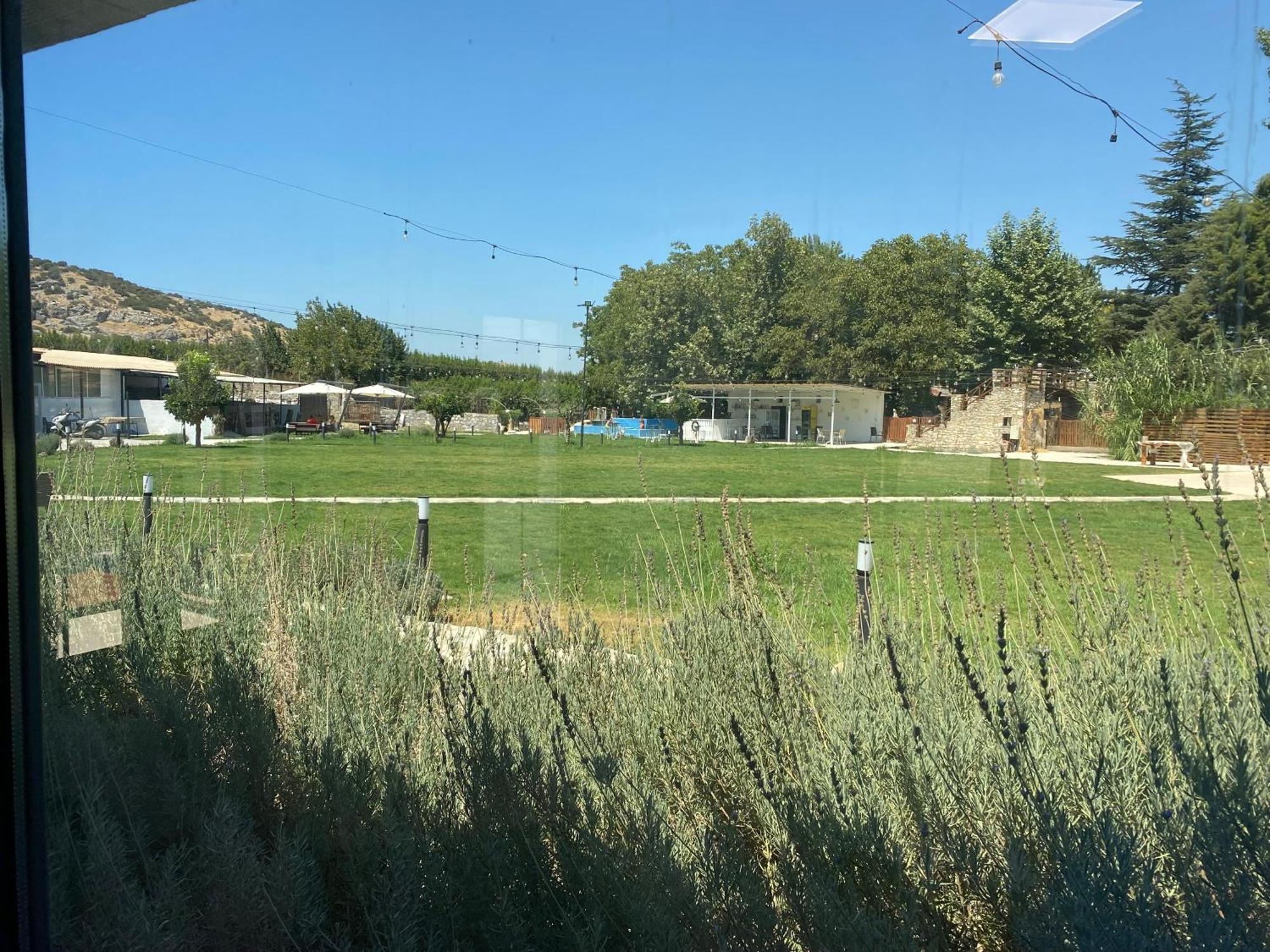 Erdem Ciftligi/ Ephesus Arena Apartment Selcuk Exterior photo